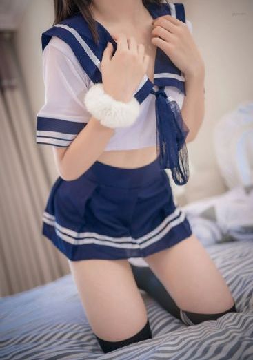 波多野结衣和邻居老人公