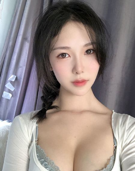 邻居家的阿奈特小姐